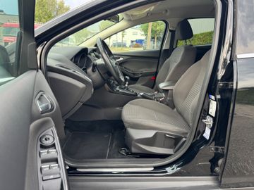 Ford Focus - 9