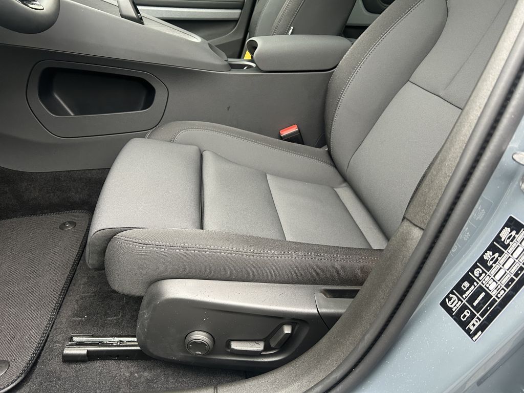 Fahrzeugabbildung Polestar Polestar 2 BST Edition 270+Matt-Grau+21-Zoll+