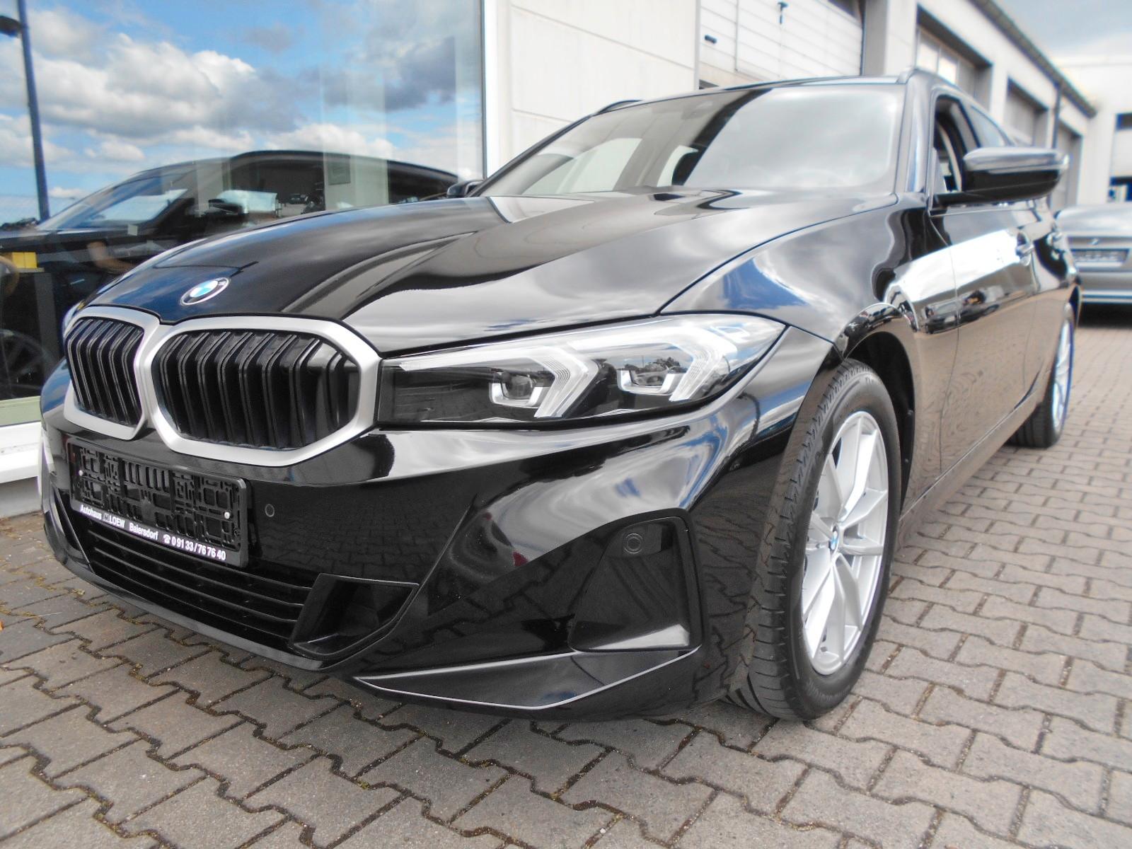 BMW 318dA Touring -WIDESCREEN-LED-CARPLAY-NAVI-TEMPO