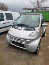 Smart auto hat neue TÜV 1- Besitzer - gebrauchte Smart ForTwo aus dem Jahr 2000