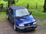 Volkswagen Golf Cabrio "Erdbeerkörbchen" 1994 - Volkswagen Golf: Cabrio, 1er