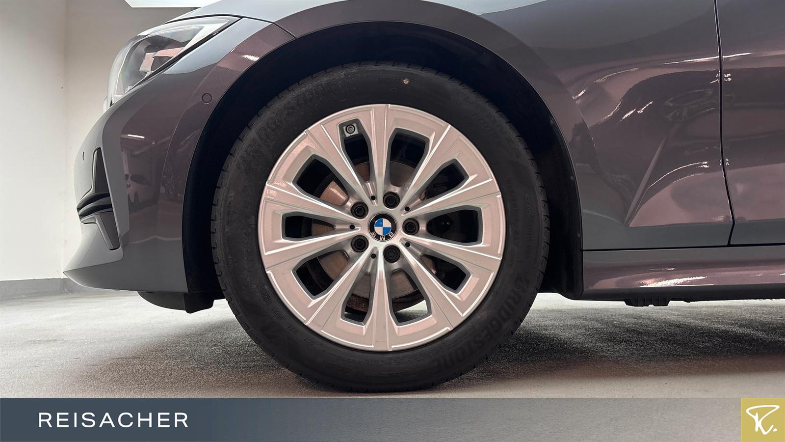 BMW 318d Tou Advantage ACC LCProf RFK LM17"