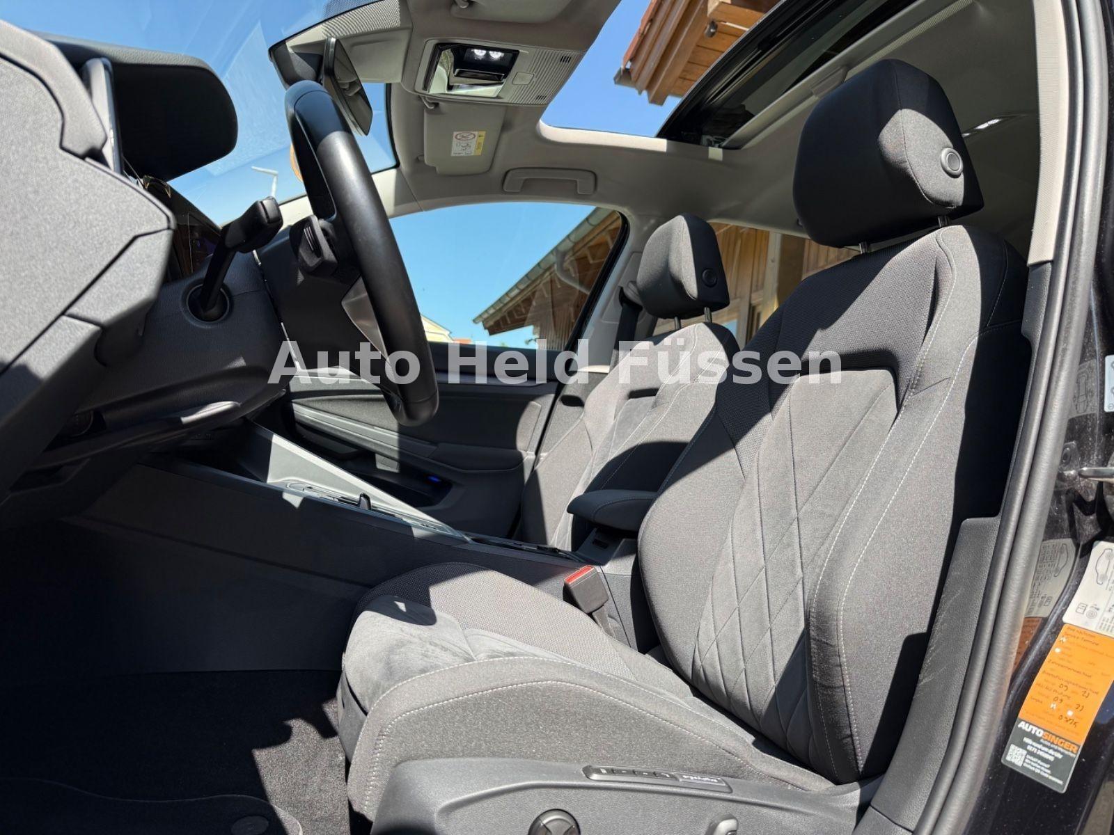 Volkswagen Golf VIII Style 4Motion Aut Pano Matrix ACC AHK, миниатюра 23