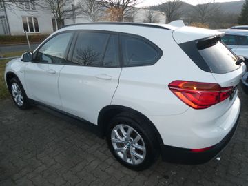 Bild 4 BMW X1 Baureihe X1 xDrive 18 d Advantage