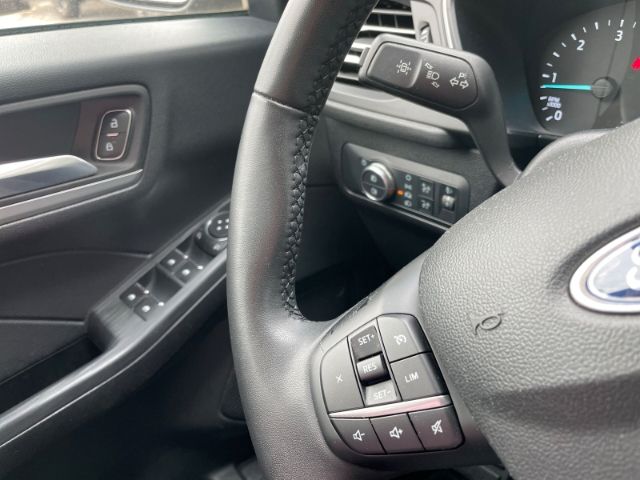 Fahrzeugabbildung Ford Kuga 1.5 EcoBlue Cool&Connect Autom. AHK, Navi,