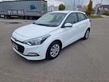 Hyundai i20 1.1 CRDi blue Classic - Hyundai i20: Crdi