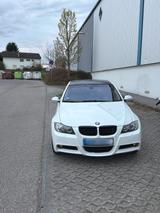 BMW E90 330xd/M57/Keyless/TÜV 2028 - BMW 330 aus 2008: Xd