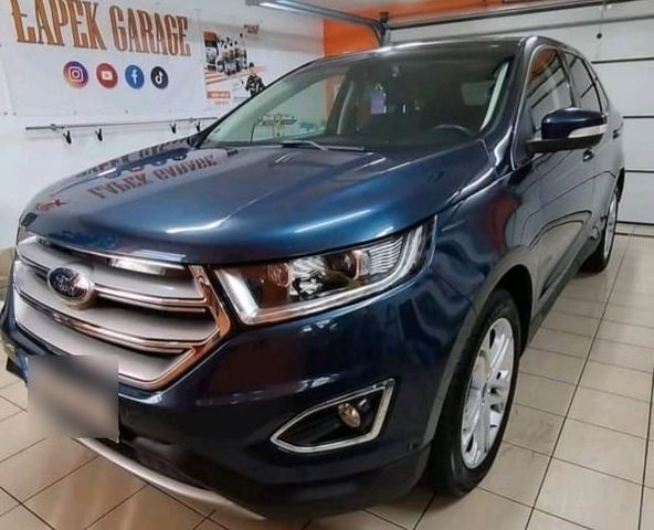 Ford Edge 4x4 Panoramadach