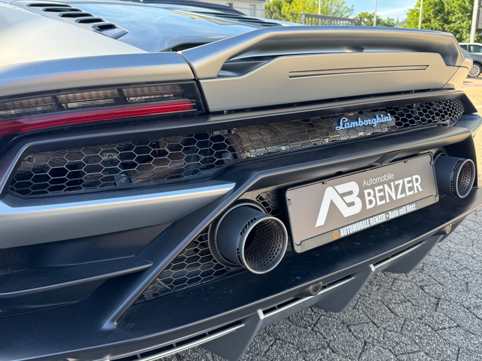 Fahrzeugabbildung Lamborghini Huracán EVO V10 /LIFT/SENSONUM/KAMERA/ACC