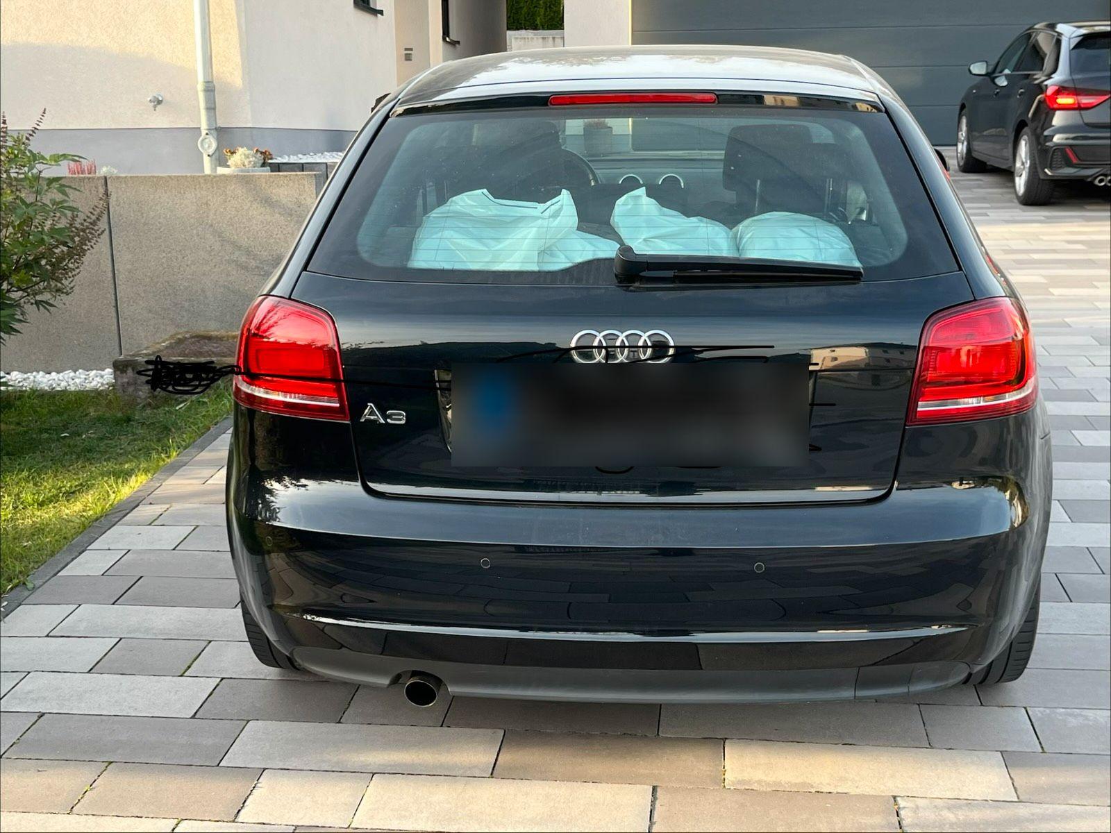 Audi A3 2011 — interior