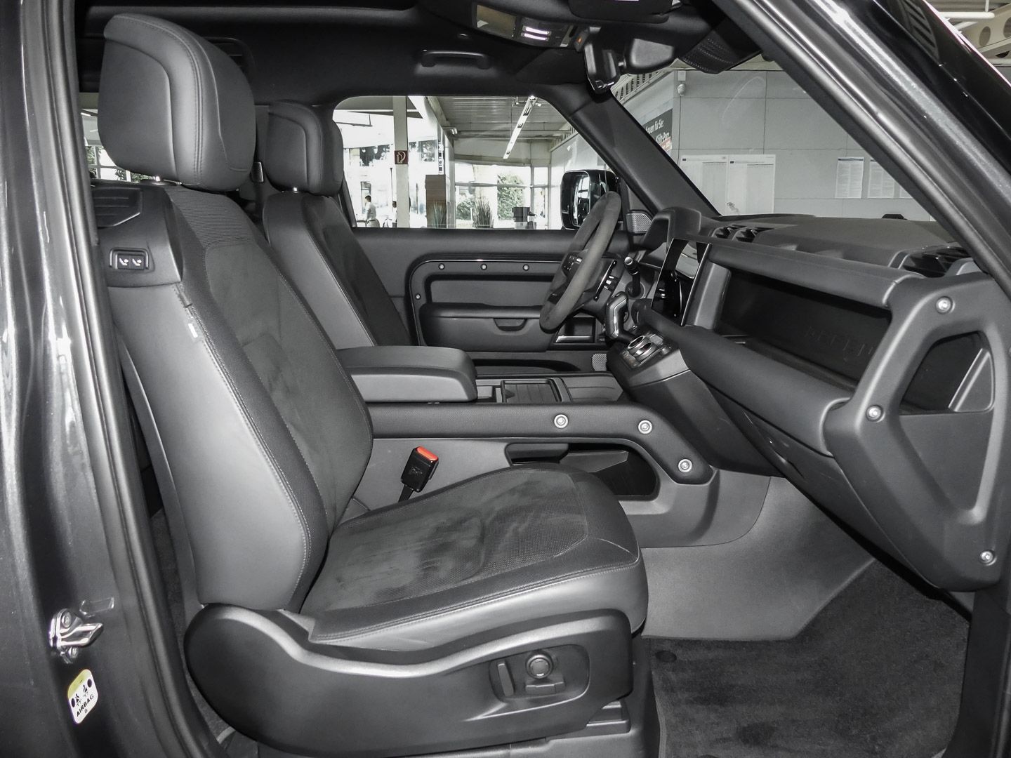 Land Rover Defender 90 V8 P525 Carpathian Edition HUD Luftf imagem 3