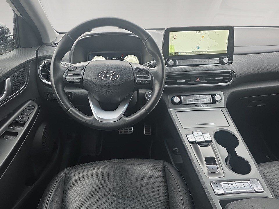 Fahrzeugabbildung Hyundai KONA Elektro 150kW PRIME Leder Dach-Lackierung