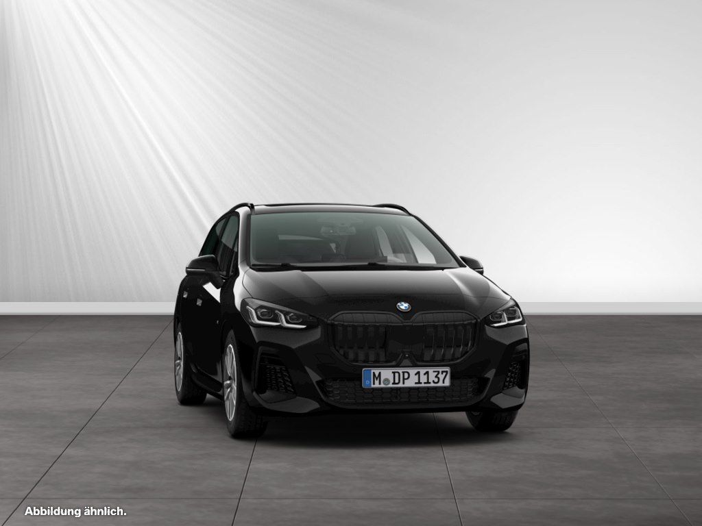 BMW 223 Active Tourer - Bild 12