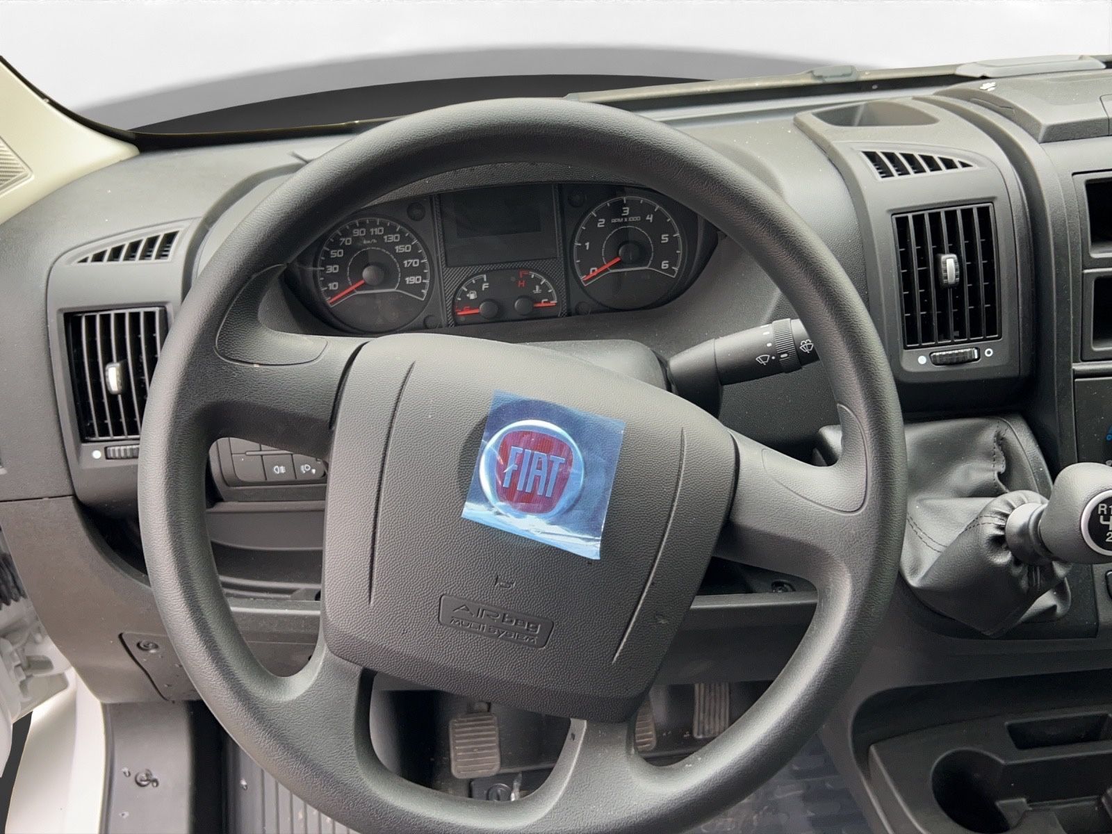 Fahrzeugabbildung Fiat Ducato L1H1 20x