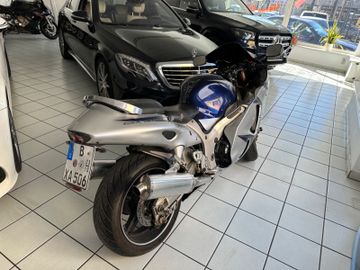 Fahrzeugabbildung Suzuki GSX1300R Sportler*Carbon*Hayabusa*Top-Zustand*