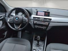 BMW X1 sDrive20i Advantage Aut/PDC/Kamera/Navi/LED