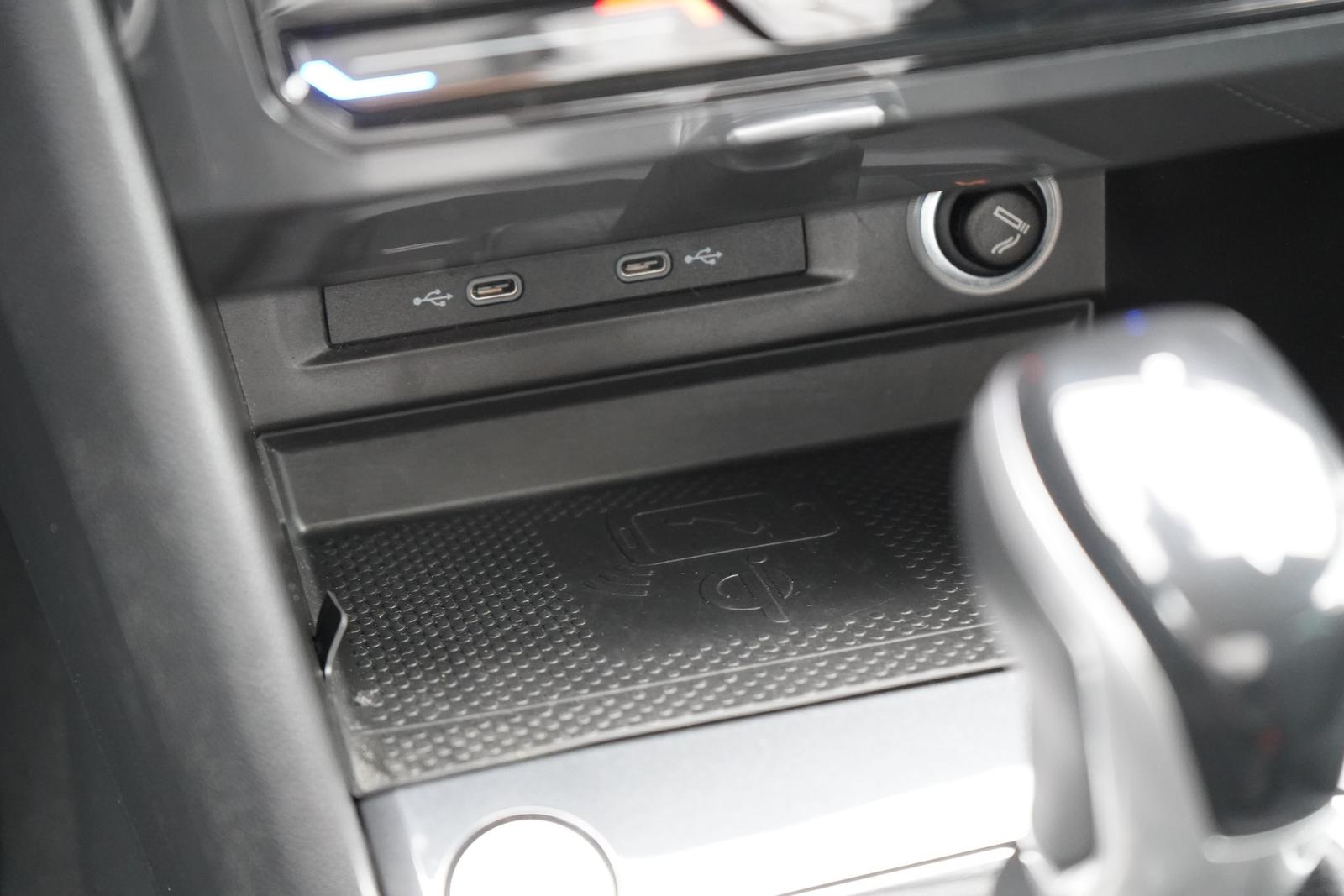 Volkswagen Tiguan 1.5 16V TSI Elegance Standheizung ACC PDC, миниатюра 20