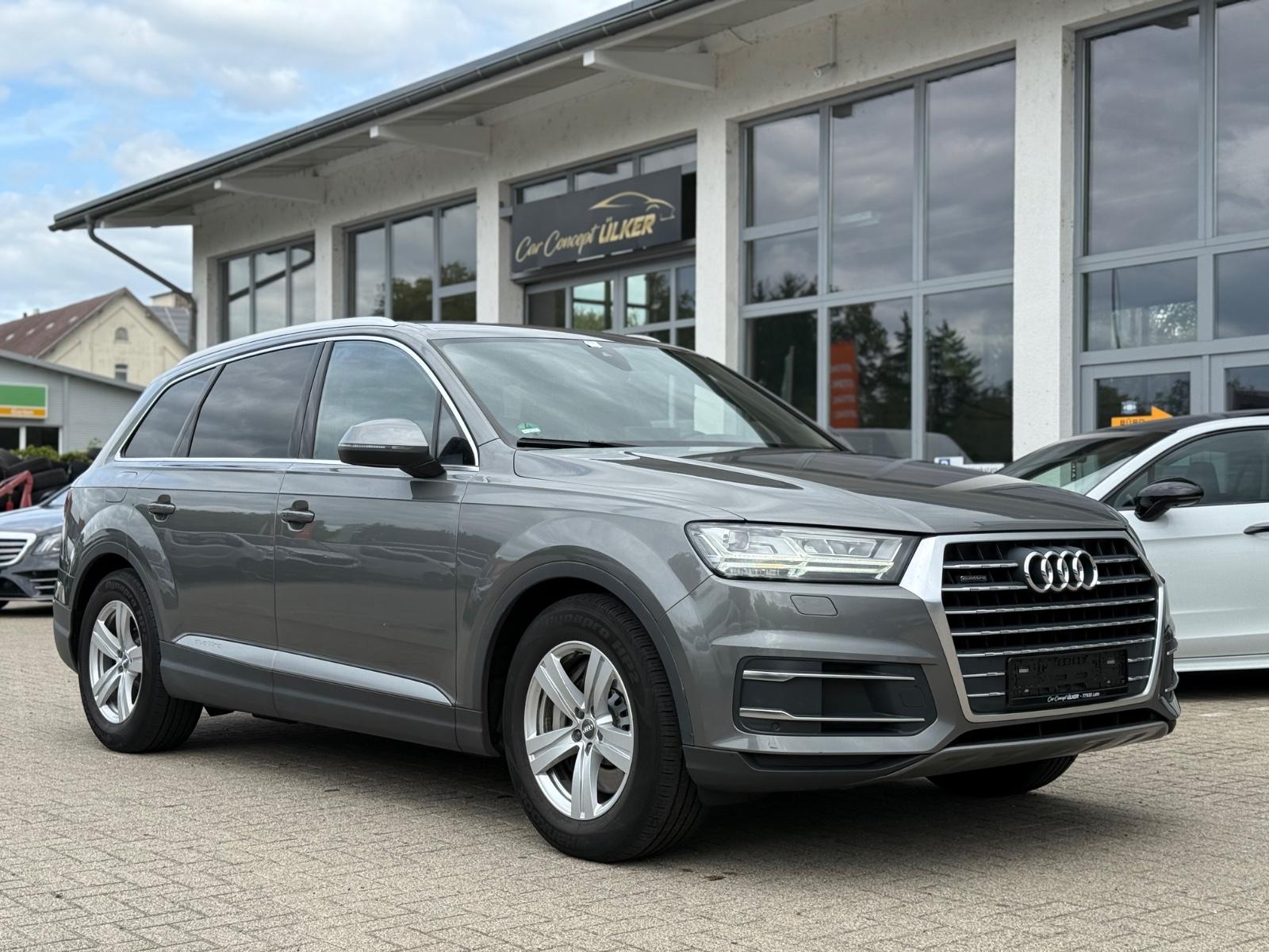 Audi Q7 3.0 TDI quattro Digital Tacho 7-Sitzer