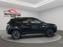 JEEP Compass Trailhawk 4WD Automatik Navi