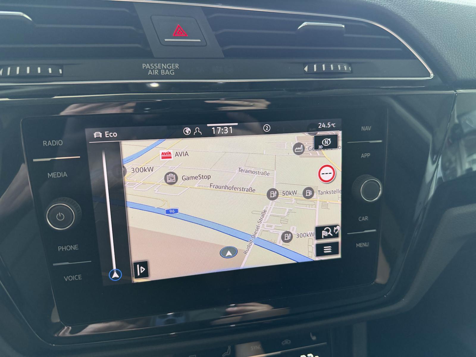 Volkswagen Touran 1,5TSI DSG Highline LED 7 Sitze NAVI AHK, миниатюра 18