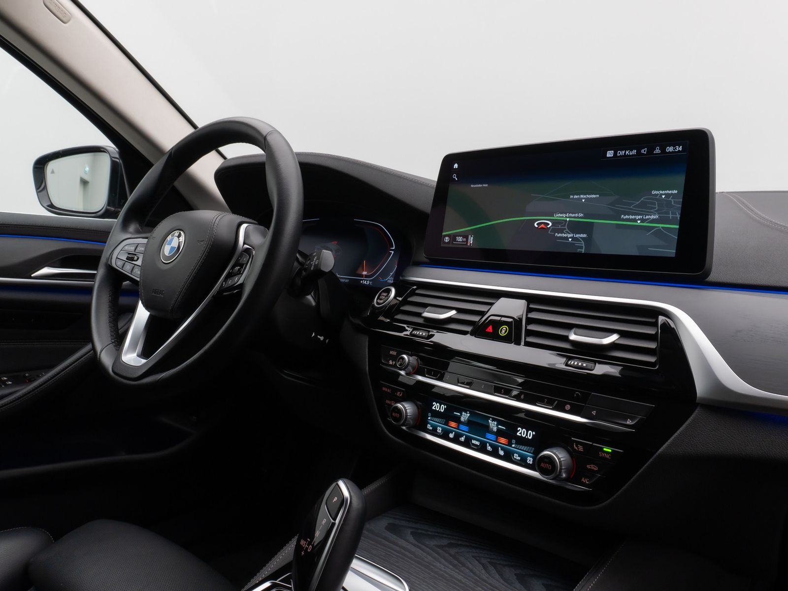 Fahrzeugabbildung BMW 520d Luxury Line Kamera DAB AHK Fernlichtassist