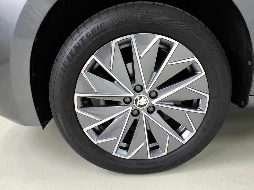 Skoda Kamiq Ambition 1.0 TSI AHK*Tempo*PDC*SH