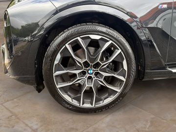 BMW X7 - 3