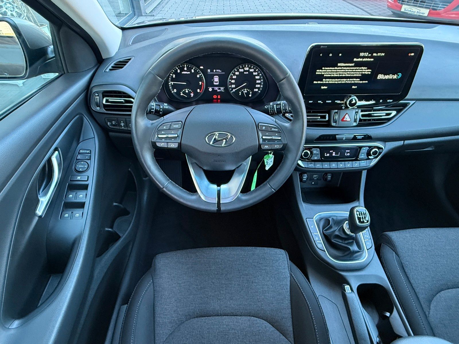 Fahrzeugabbildung Hyundai i30 Trend Mild-Hybrid,Navi,Sitzh.Kamera v+h
