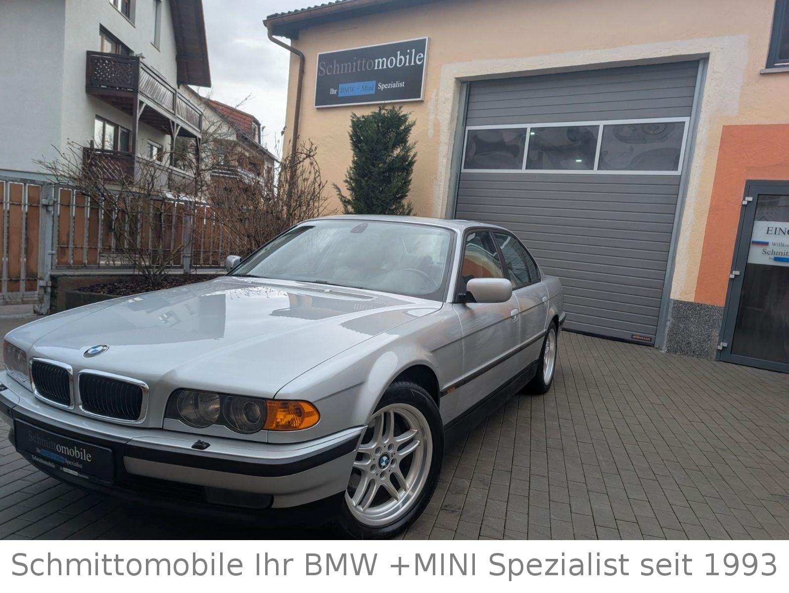 BMW 740i A aus Sammlung,LCI,Xenon,el.Glasdach