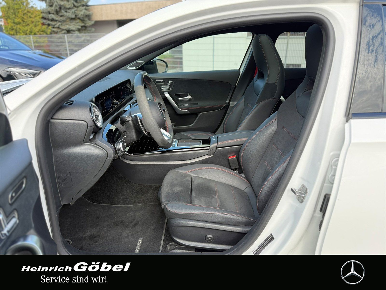 Fahrzeugabbildung Mercedes-Benz AMG A 45 S 4M FULL*PANO*BURMESTER*360°*HEAD-UP*