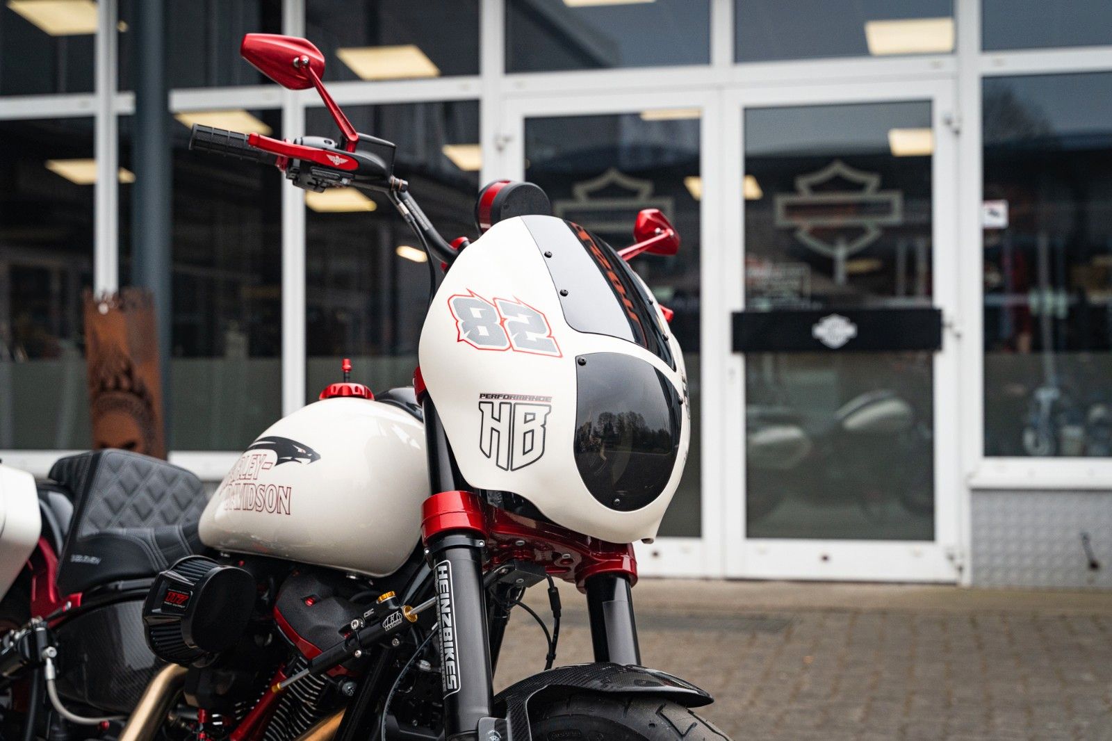 Fahrzeugabbildung Harley-Davidson FXLRS Low RiderS Extreme- Clubstyle Bike 1of1