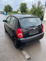 Kia Picanto mit neuem TÜV - Kia Picanto in Augsburg