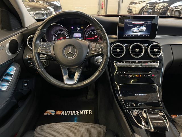 Mercedes-Benz C 180 *PANO*HEAD-UP*LED*NAVI*PDC*