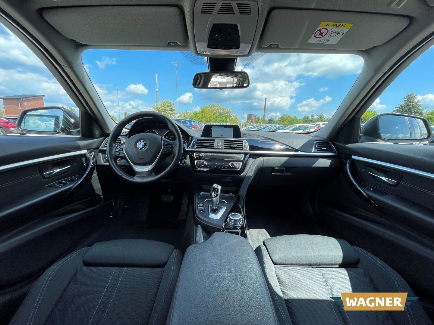 Fahrzeugabbildung BMW 320 d Sport Line Touring Klimaautomatik