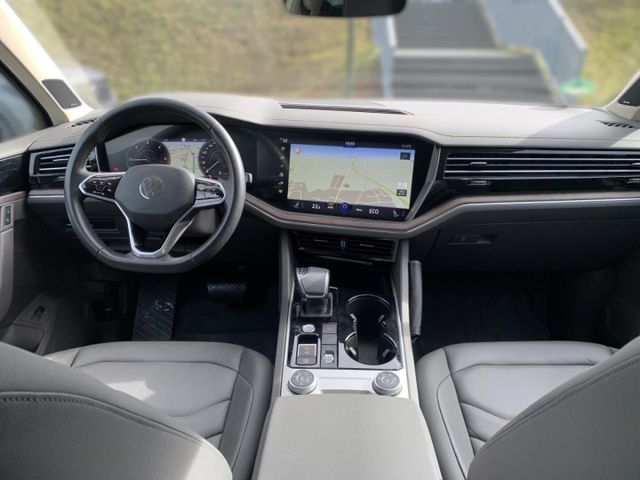 Touareg Atmosphere R-Line StandHZG AHK Luftfeder