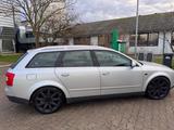 Audi A4 3.0 Quattro Avant (überholter Motor) - gebrauchte Audi A4 aus dem Jahr 2001