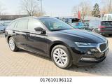 Skoda Octavia Combi Style 4x4 - Skoda Octavia: Schwarz