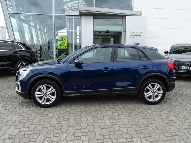 Q2 30 TFSI advanced / Komfort-Paket Plus