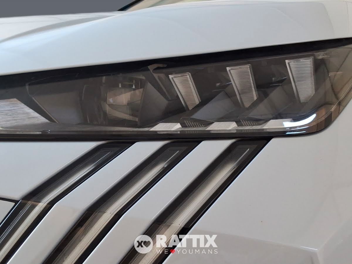 Peugeot 5008 1.2 hybrid 145CV GT e-dcs6 7p.ti imagem 3