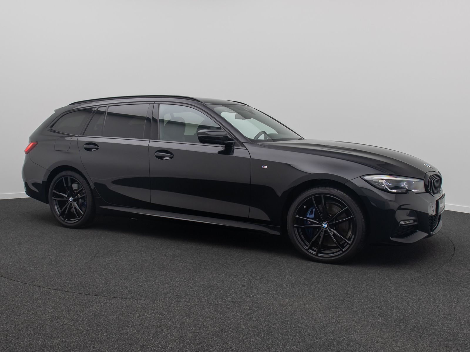 Fahrzeugabbildung BMW 330e xD M Sport DAB Laser Alarm Komfort 19Zoll