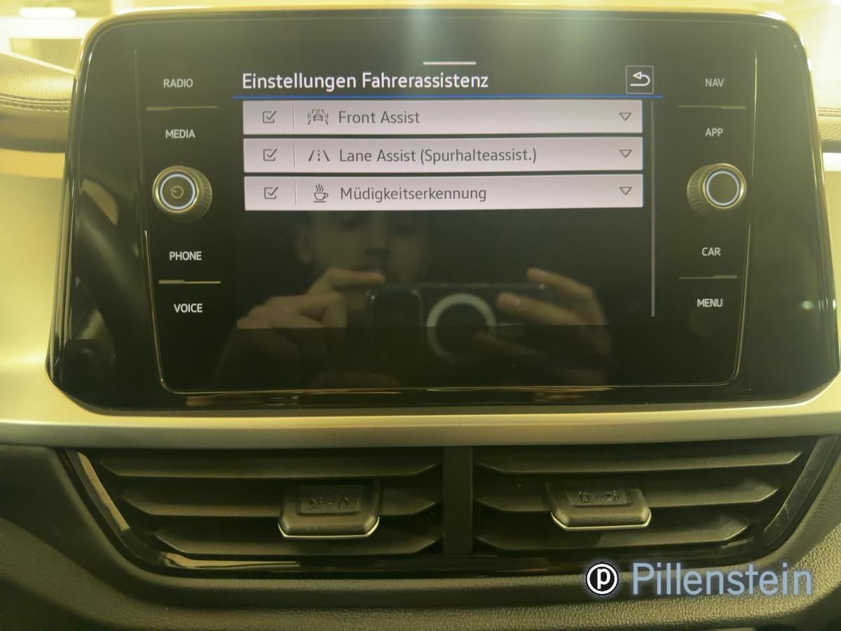 Volkswagen T-Roc - Bild 12