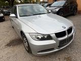BMW 318i - BMW 318 aus 2007: 318i