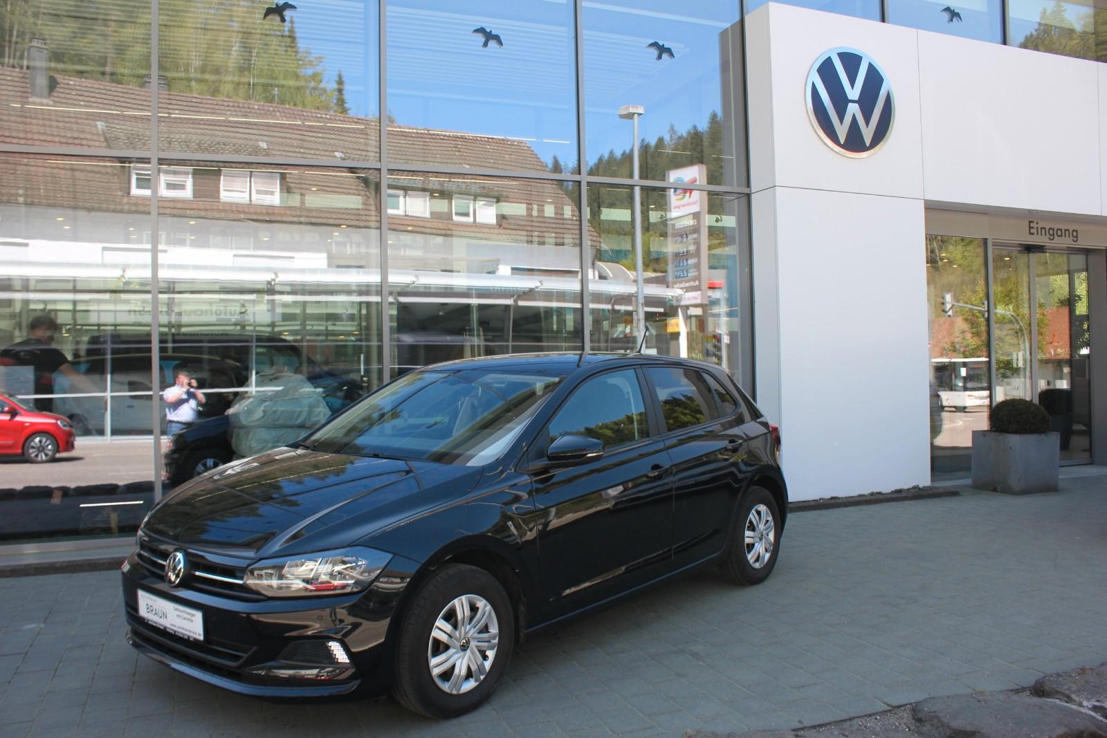 Volkswagen Polo VI Trendline 1.0 Klima,PDC,AHK,GRA,BT