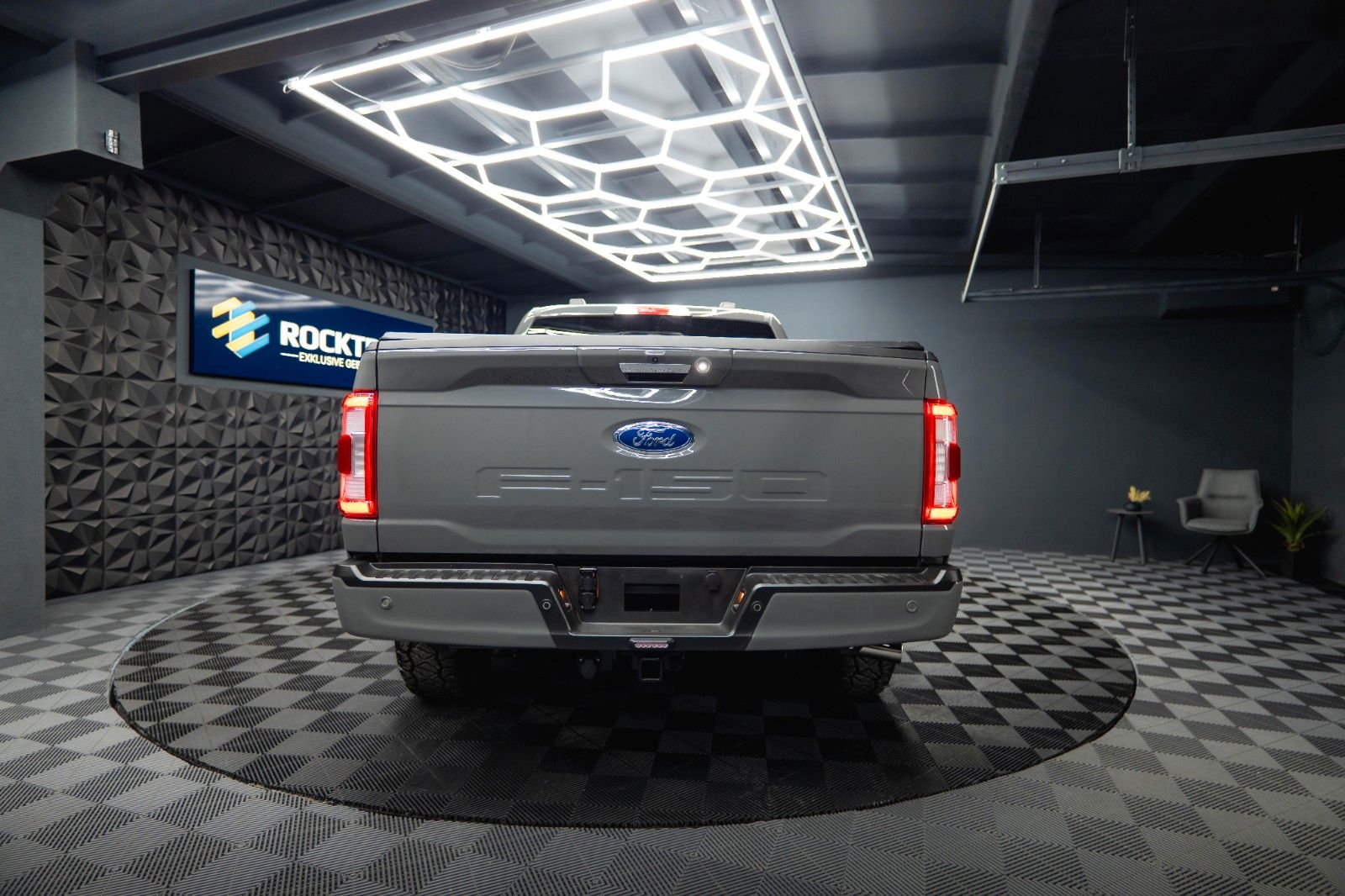 Fahrzeugabbildung Ford F150 5.0 V8 4x4 LARIAT RAPTOR SupCrew *360*B&O*