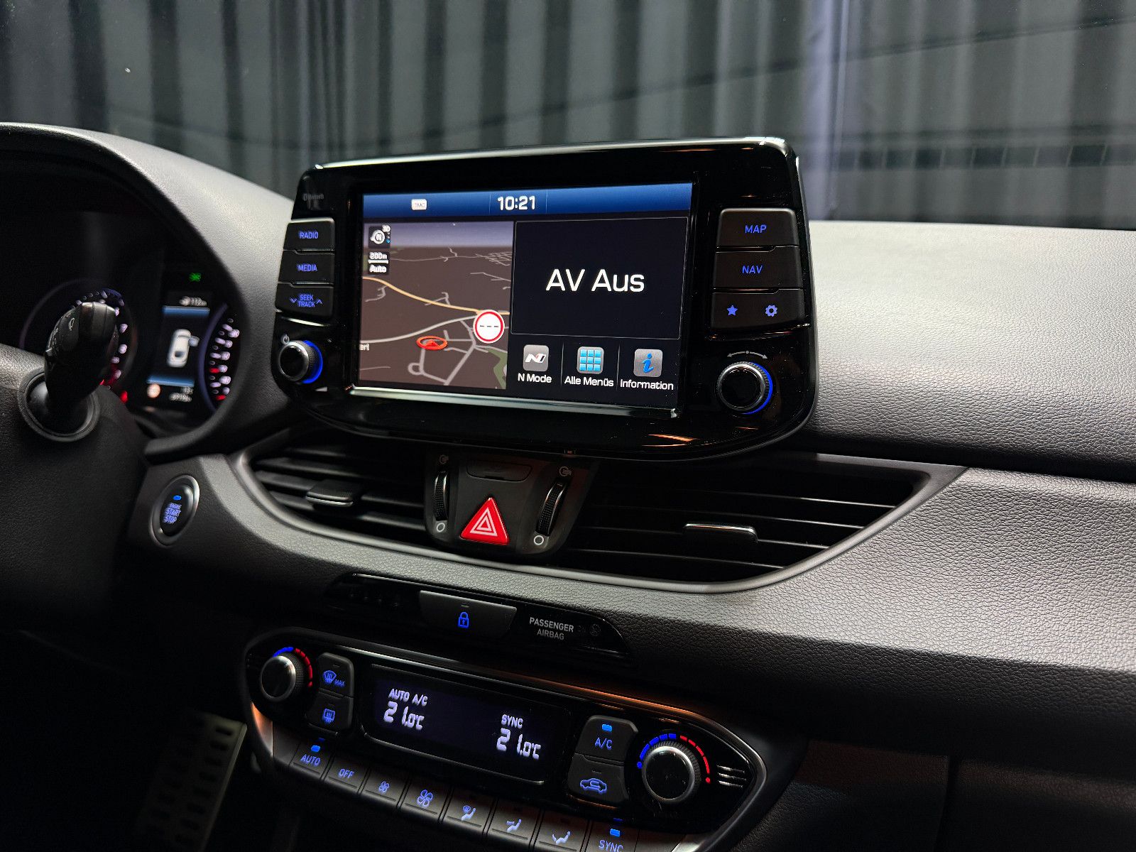 Fahrzeugabbildung Hyundai i30 Fastback N Performance|SCHALTER|PDC|NAVI