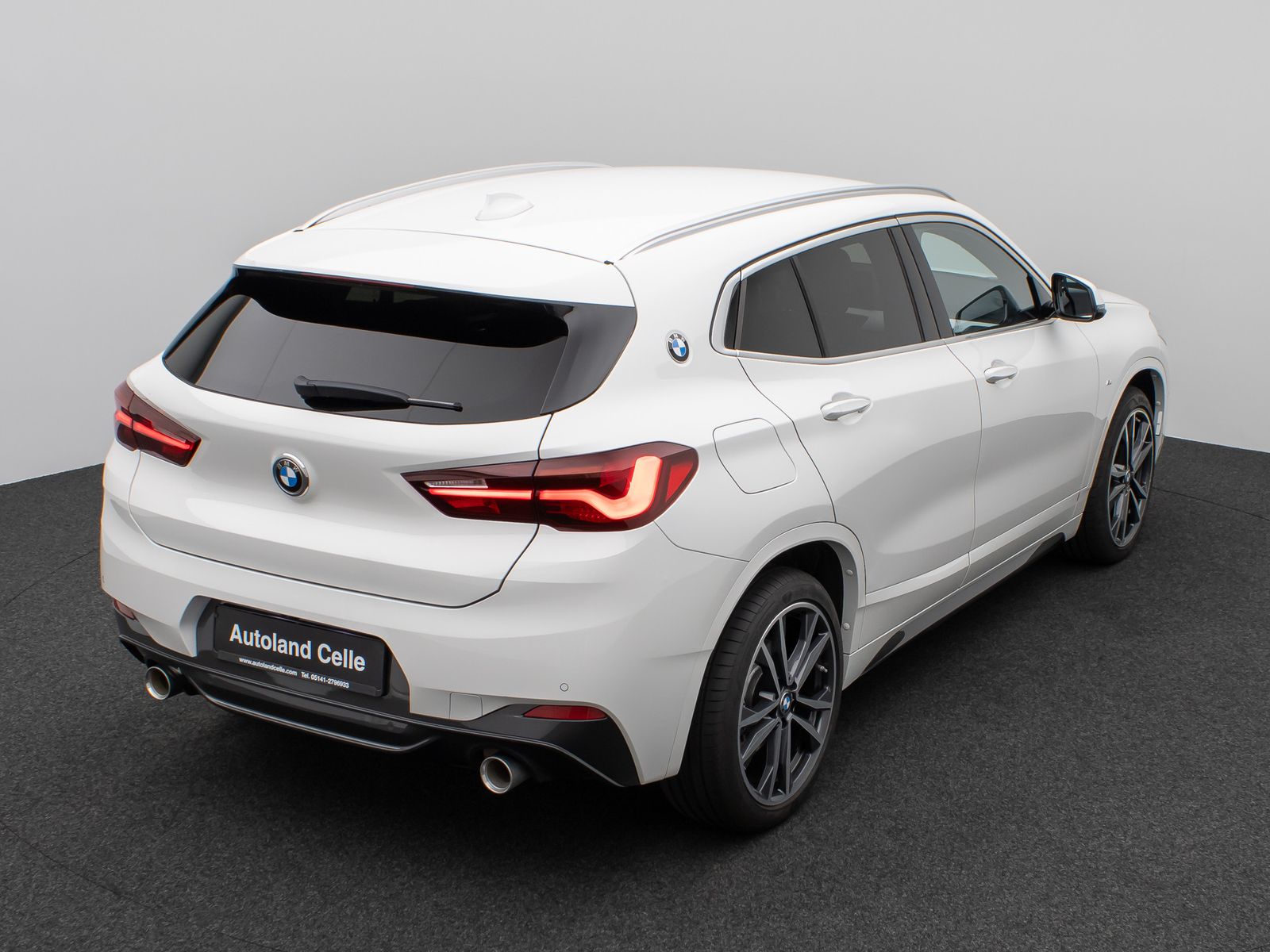 Fahrzeugabbildung BMW X2 xD20i M Sport Kamera HUD DAB Navi+ Alarm 19"