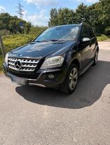 Mercedes-Benz Mercedes ML 320 CDI 4MATIC Designo  TÜV n... - Mercedes-Benz ML 320 in Duisburg