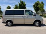 Volkswagen T5 2.5Tdi* 2 Schiebetüren* Tüv Neu*Standheizung* - gebrauchte Volkswagen T5 aus dem Jahr 2005