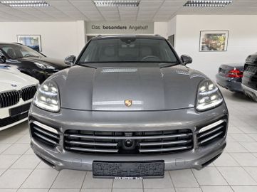 Porsche Cayenne - 5