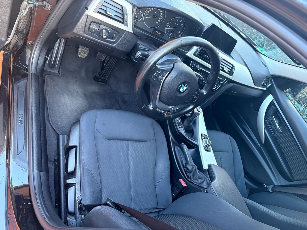 Image of BMW 318
